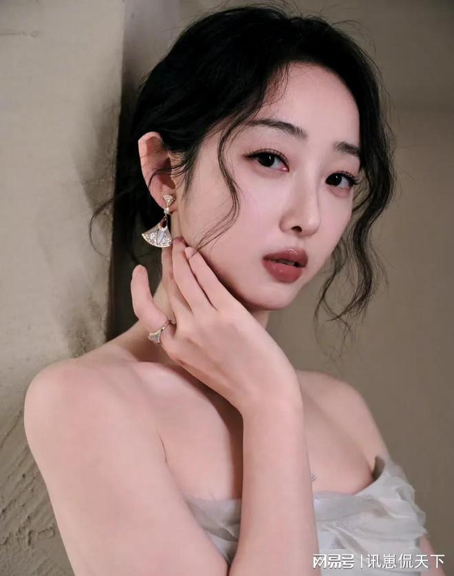 《人生若如初見(jiàn)》7位美女齊聚但凡春夏拉胯點(diǎn)都?jí)翰蛔?位女配(圖10)